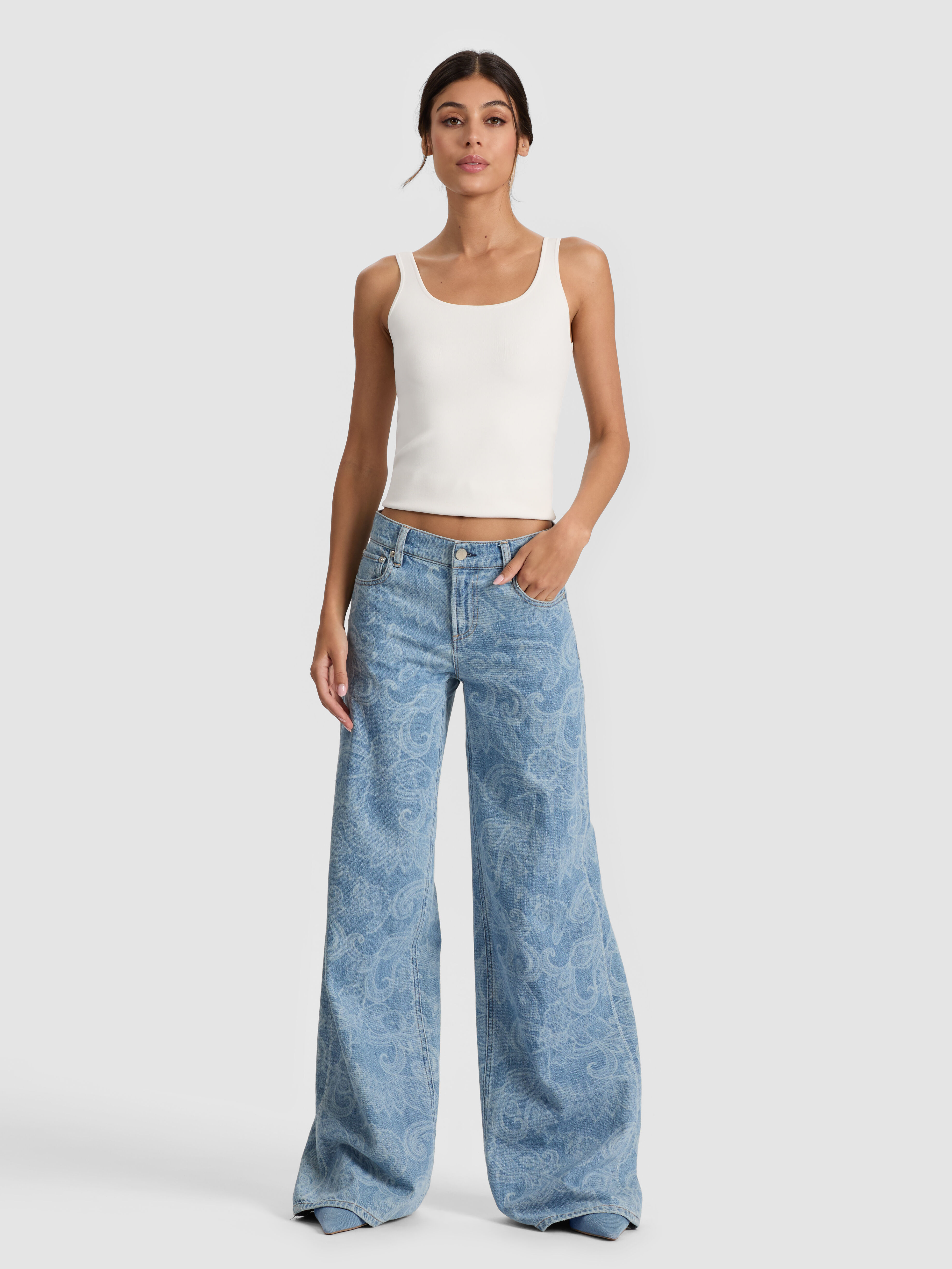 Designer Jeans For Women | Alice + Olivia
