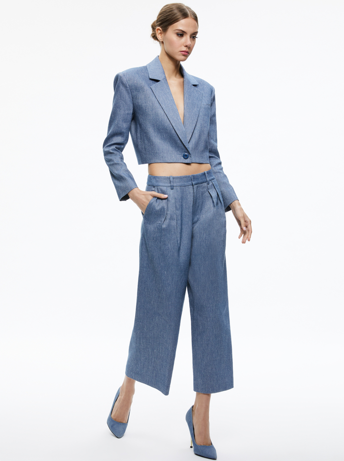 SHAN CROPPED CHAMBRAY BLAZER - DARK CHAMBRAY image 4 - ALICE + OLIVIA