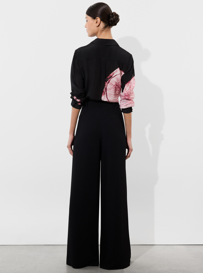 WILLA SILK BLOUSE - LUNA FLORAL image 3 - Alice And Olivia