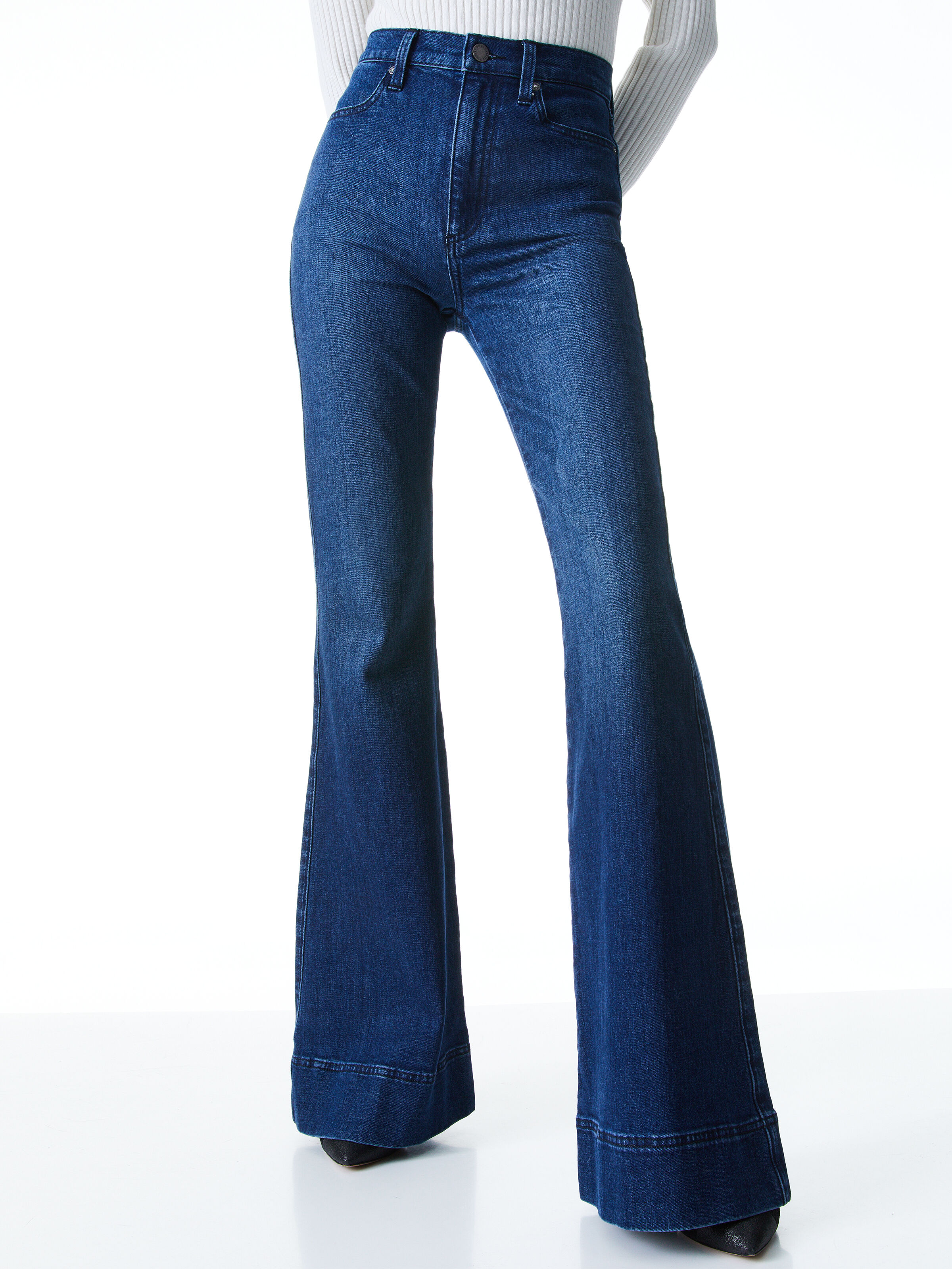 Alice and olivia bell bottom jeans 2025