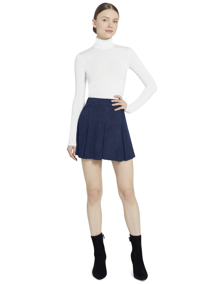 LEE SUEDE MINI SKIRT - NAVY image 4 - Alice And Olivia