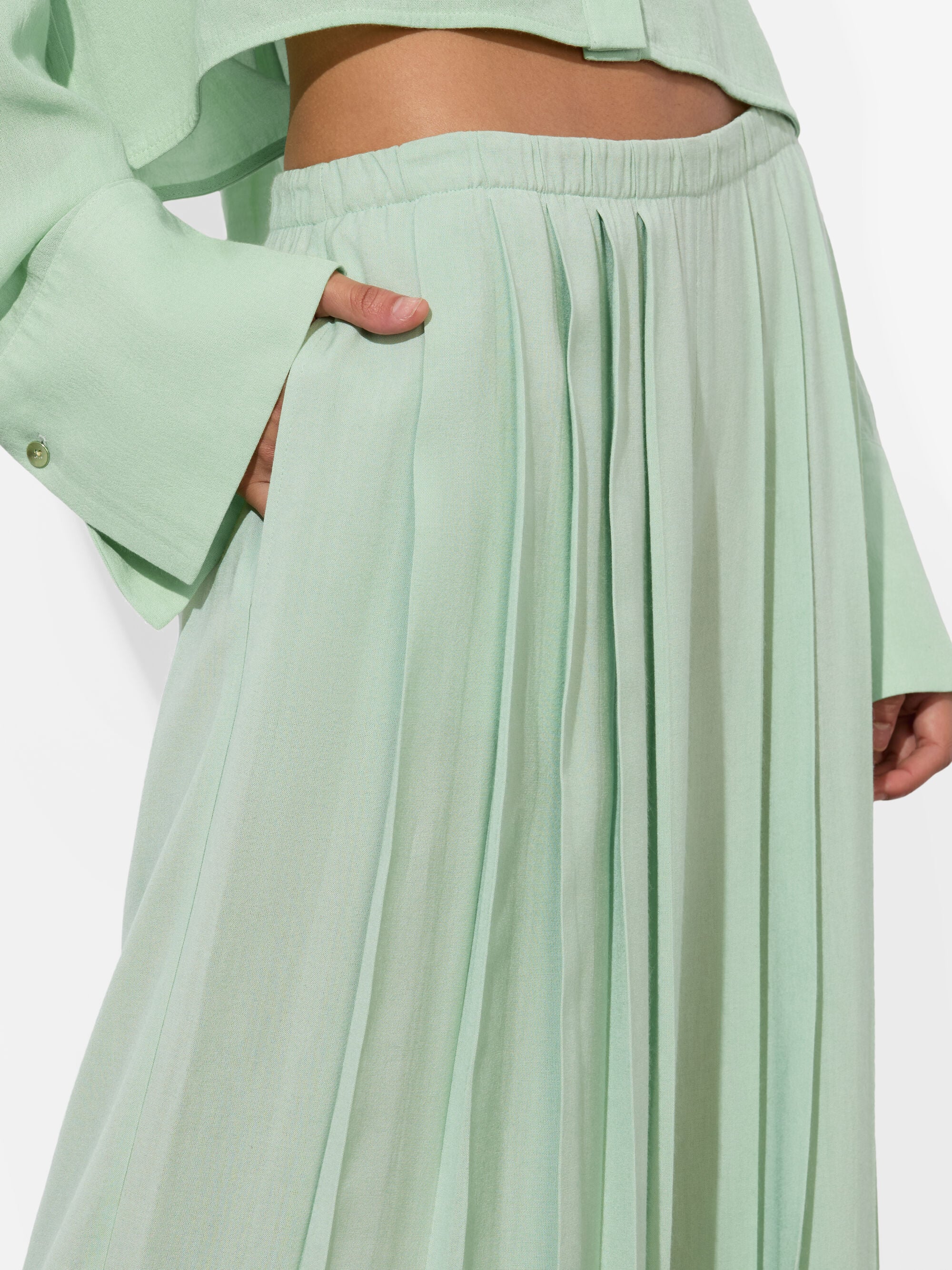 Elegant Pleated Pull-On Pants