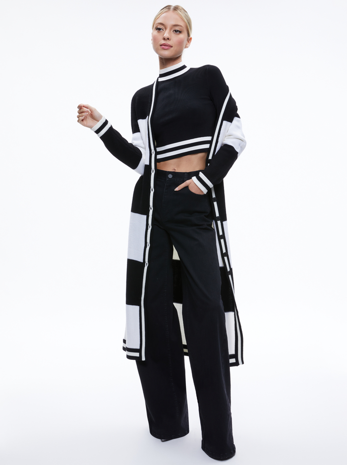 KARIN CROPPED PULLOVER - BLACK/SOFT WHITE image 4 - ALICE + OLIVIA