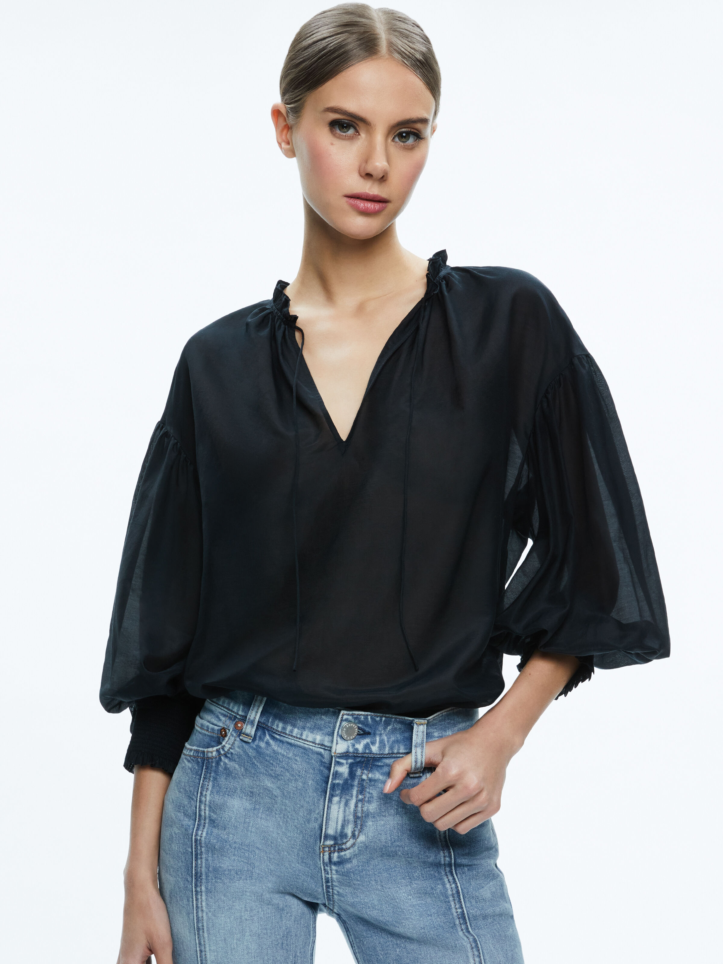 JULIUS VOLUMINOUS BLOUSON SLEEVE BLOUSE