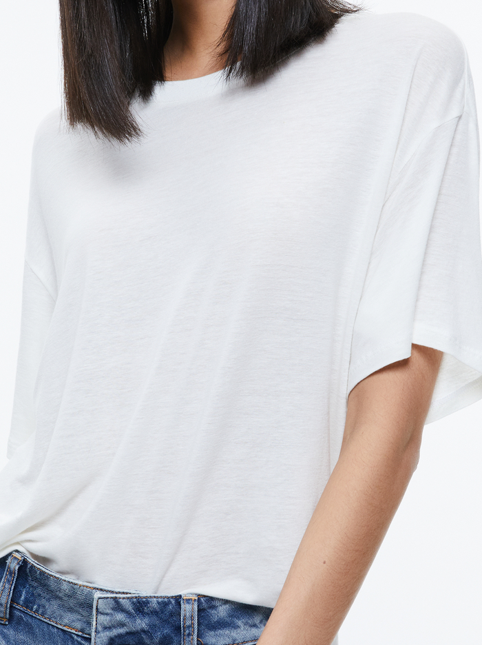 EVAN OVERSIZED TEE - OFF WHITE image 3 - Alice And Olivia
