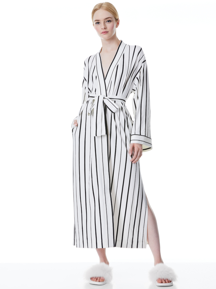 A+O X MASONGREY KAIA KIMONO ROBE - WHITE/BLACK image 2 - Alice And Olivia