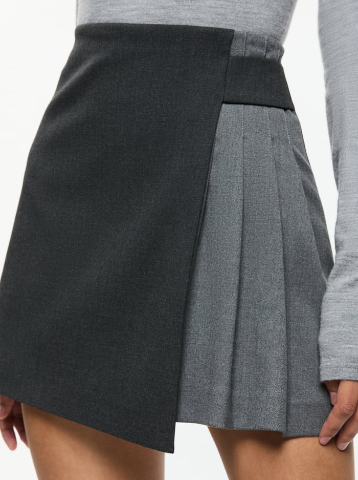 TONI MINI SKIRT - CHARCOAL GREY MELANGE image 3 - Alice And Olivia