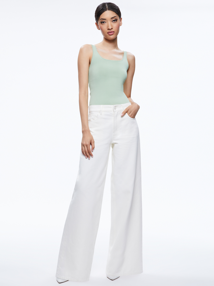 DARYN SCULPTING TANK - GREEN TEA image 2 - Alice And Olivia