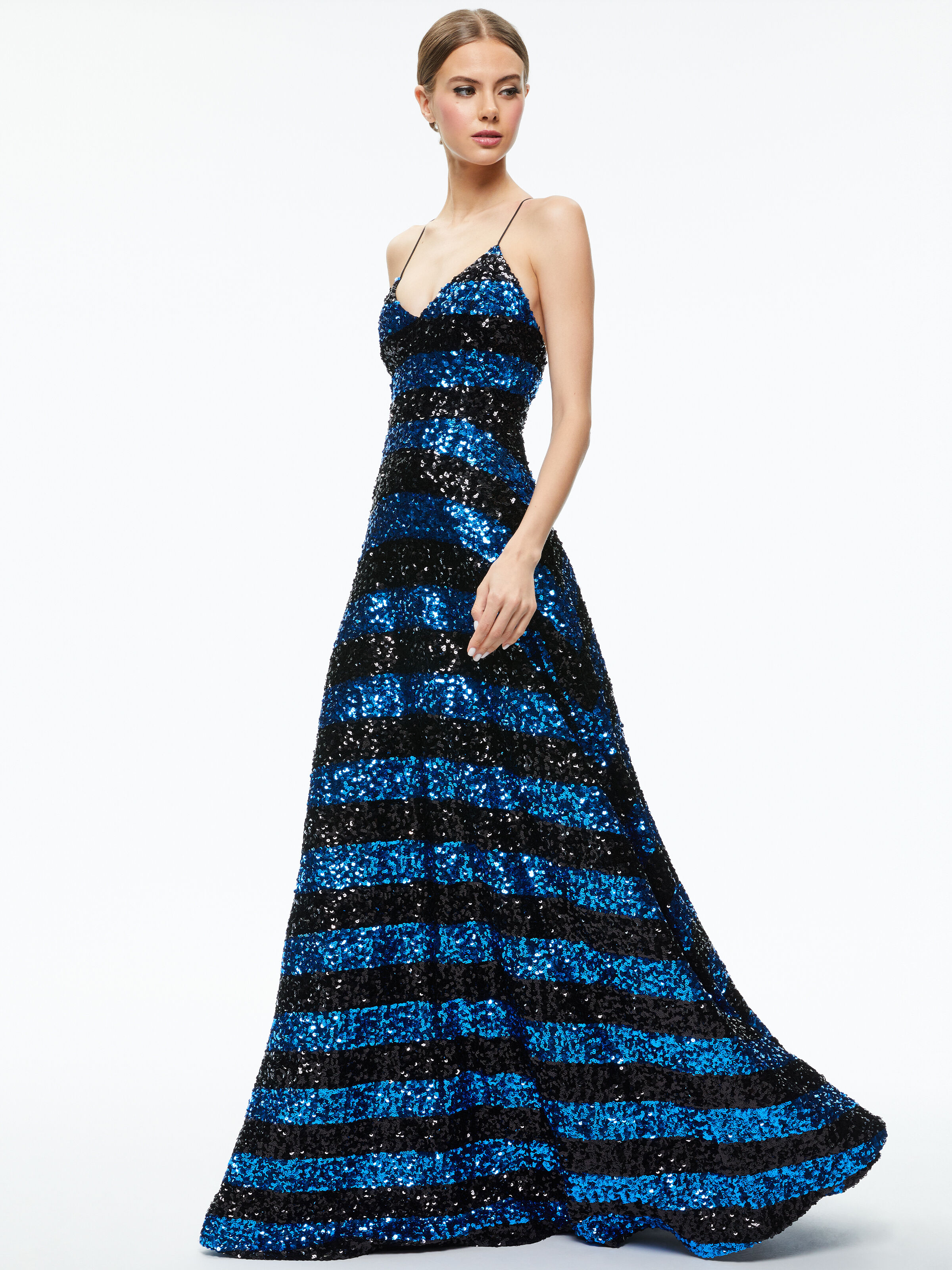 Alice and olivia blue gown discount