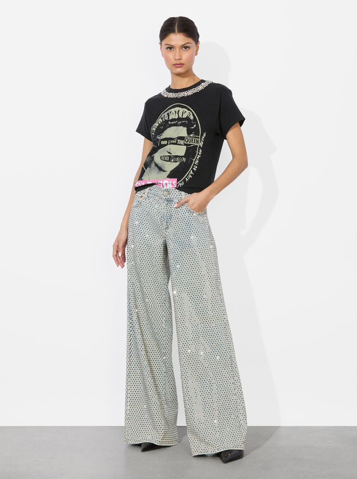 ATLAS EMBELLISHED TEE - SEX PISTOLS image 4 - Alice And Olivia