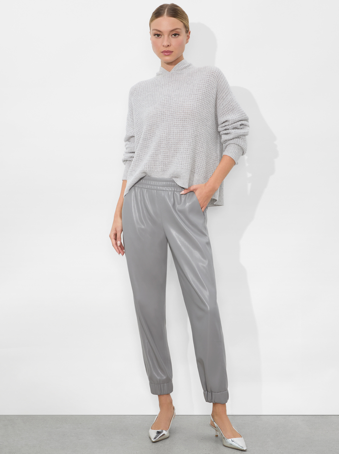 PETE VEGAN PANT - STORM GREY image 4 - Alice And Olivia