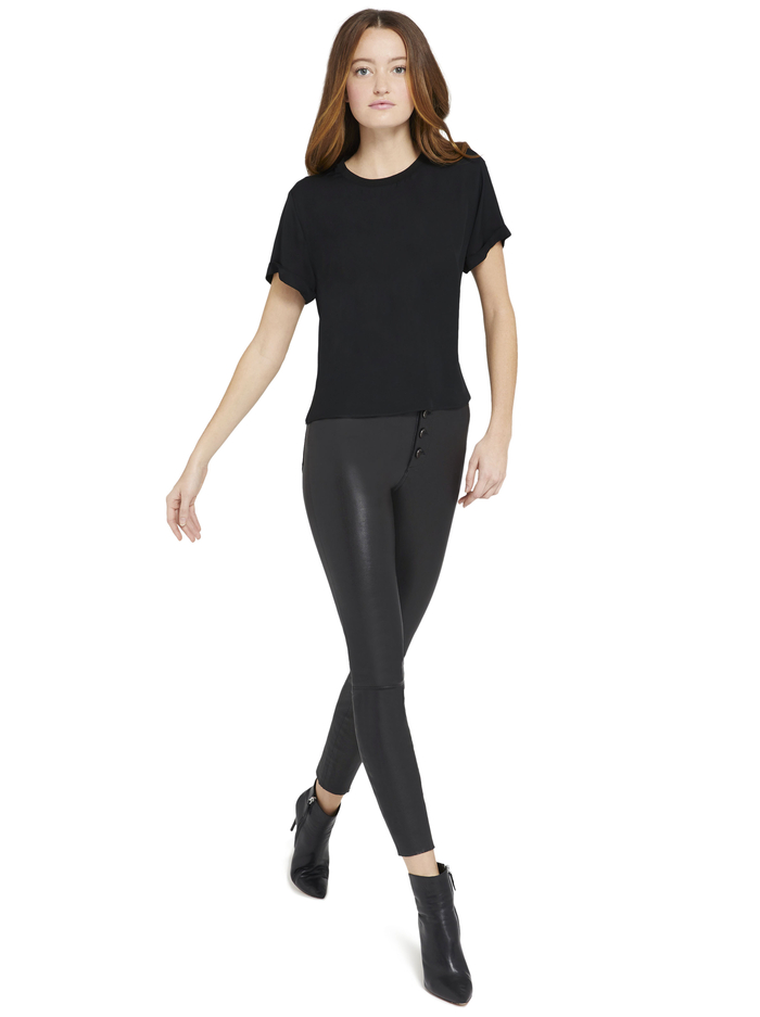JANN ROLL SLEEVE BOXY TEE - BLACK image 4 - Alice And Olivia