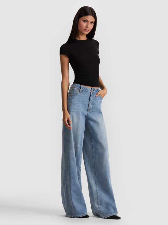 BLACK-HOTTIE SHRUNKEN BABY TEE