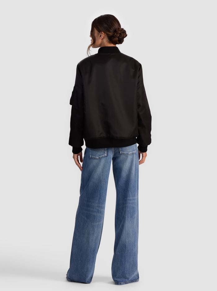BECKY REVERSIBLE FAUX FUR BOMBER JACKET - CHEETAH/BLACK image 6 - Alice And Olivia