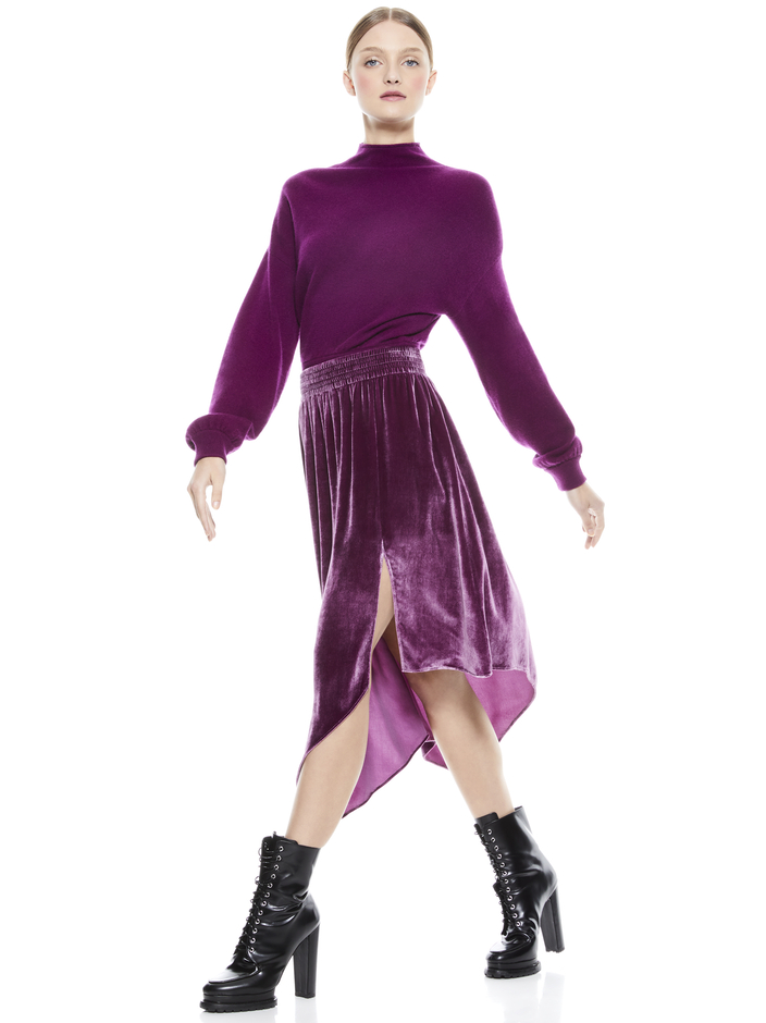 CAPRICE PULLOVER + ANGELIQUE SKIRT - 