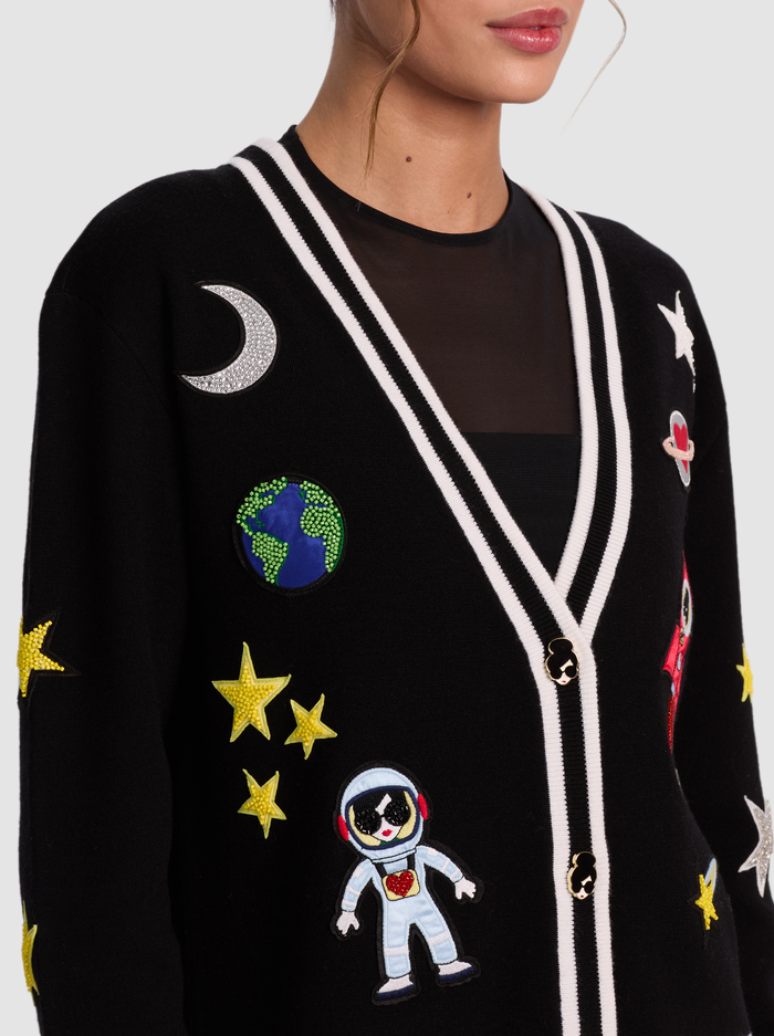 BRADLEY SPACE STACEFACE CARDIGAN - BLACK MULTI image 3 - Alice And Olivia