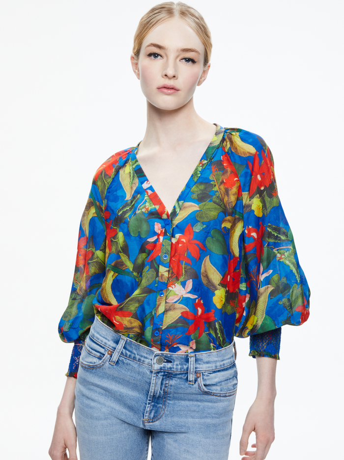 LANG BUTTON DOWN BLOUSE - TROPICAL SUNRISE SAPPHIRE - Alice And Olivia
