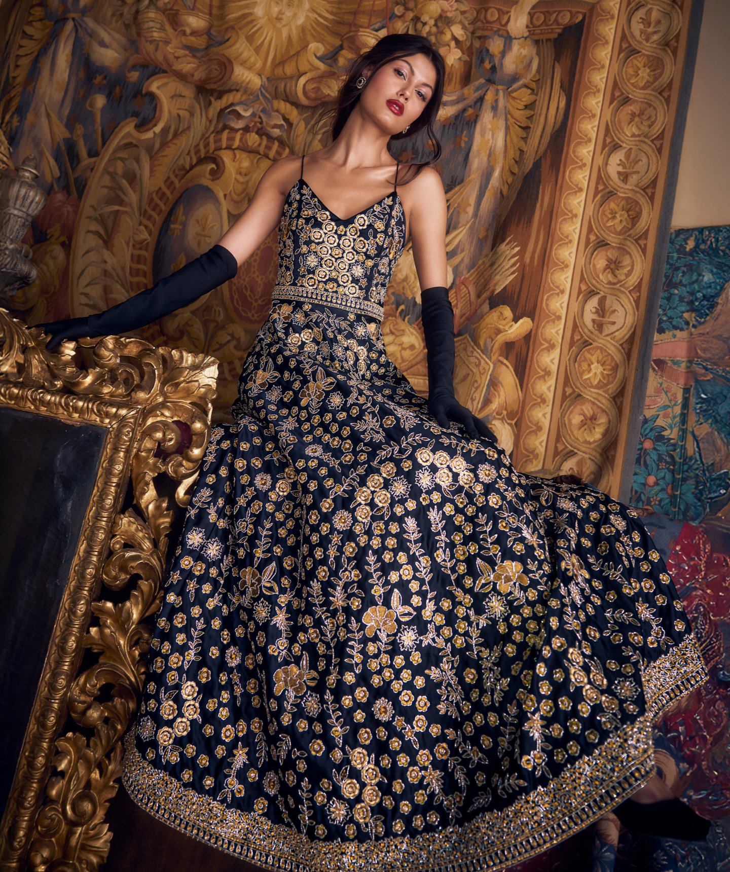 DRESSES