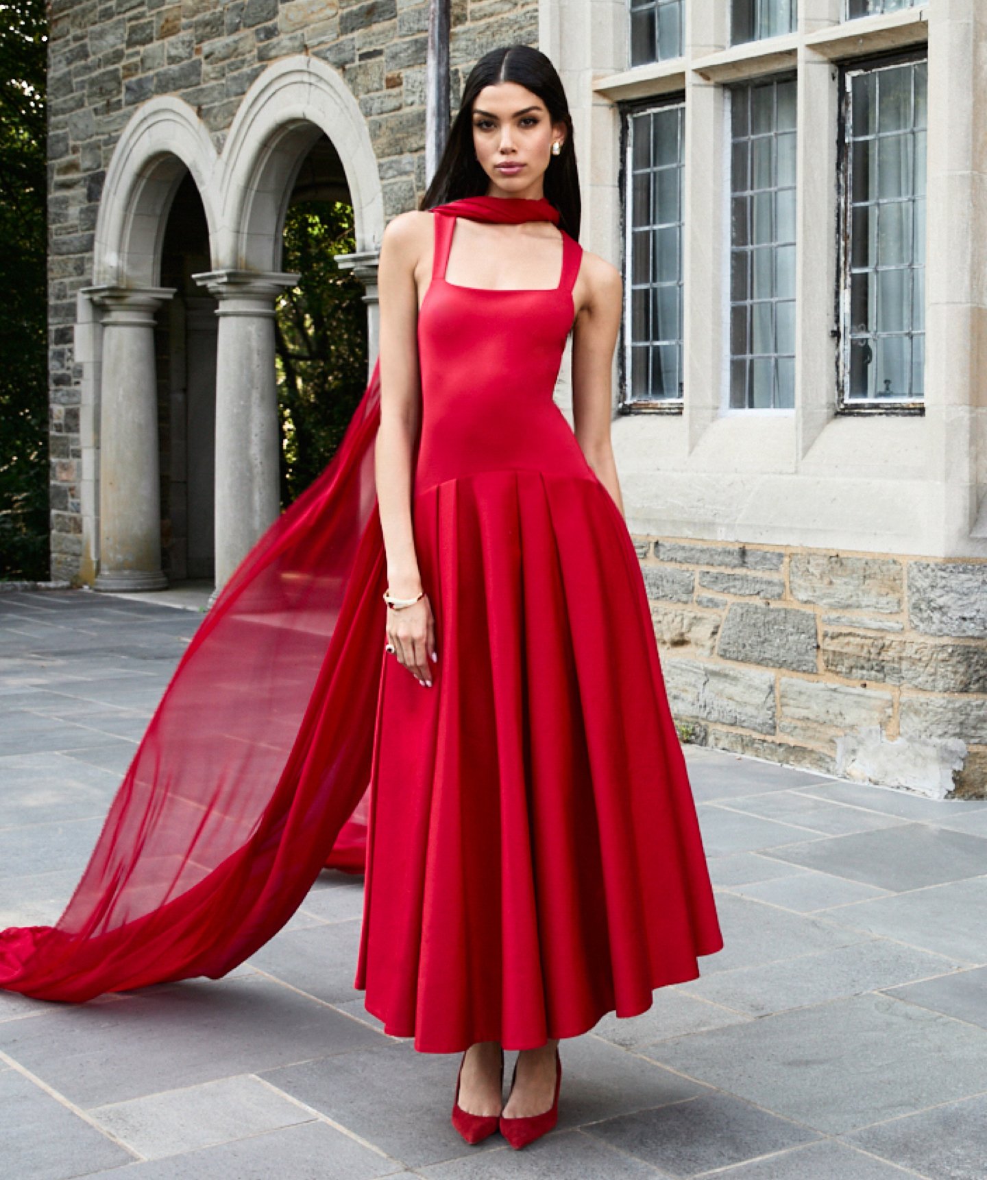 DRESSES
