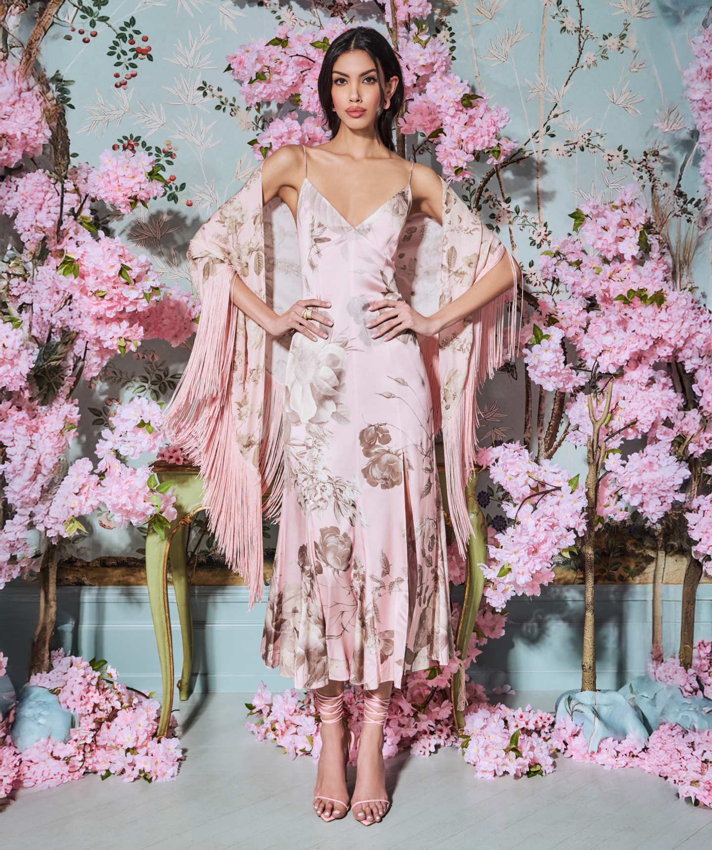 Modern Designer Women's Clothing & Accessories | Alice + Olivia