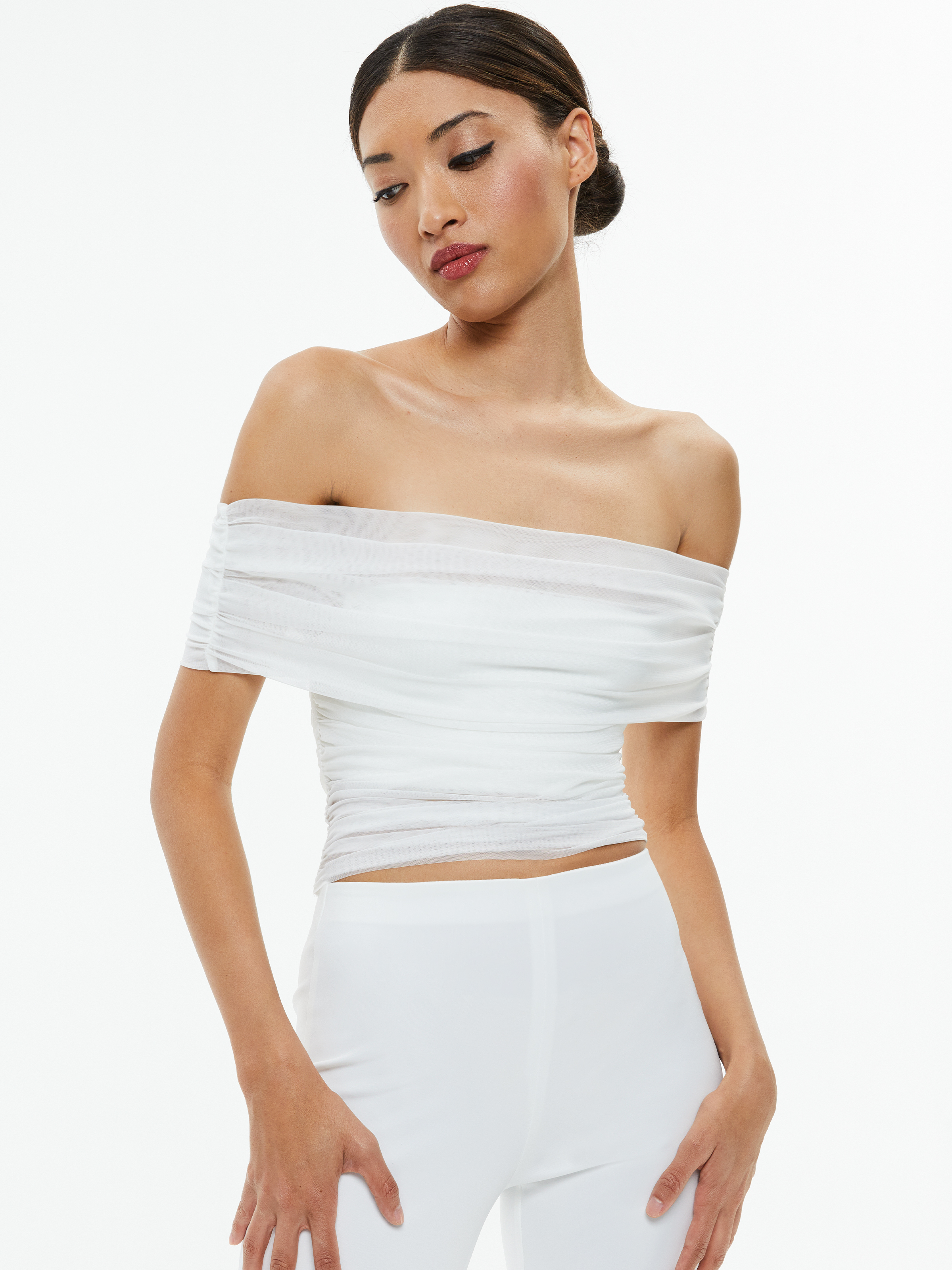 Alice And Olivia Isadola Top In White