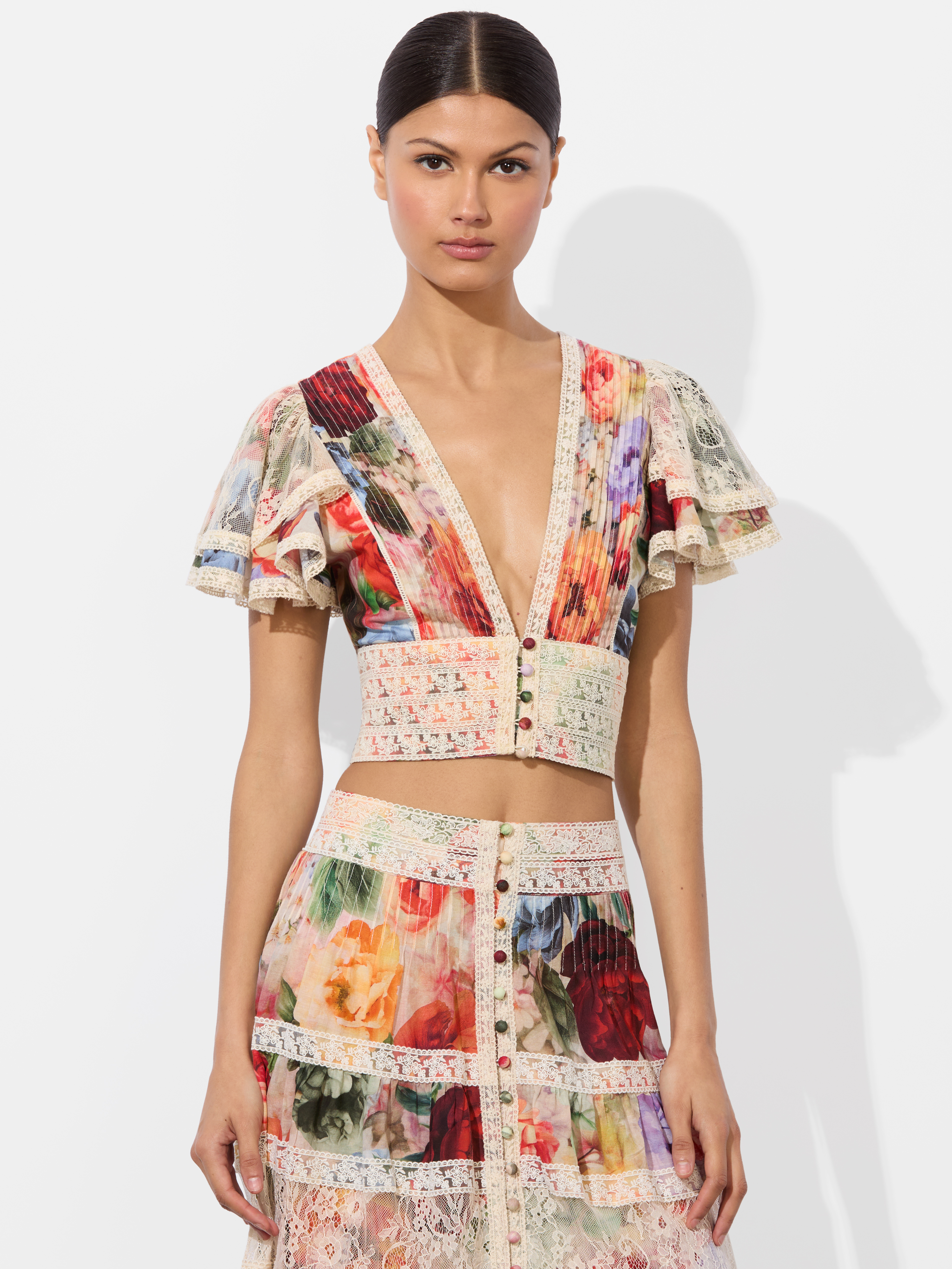 Alice And Olivia Keely Flutter Sleeve Top In Multi