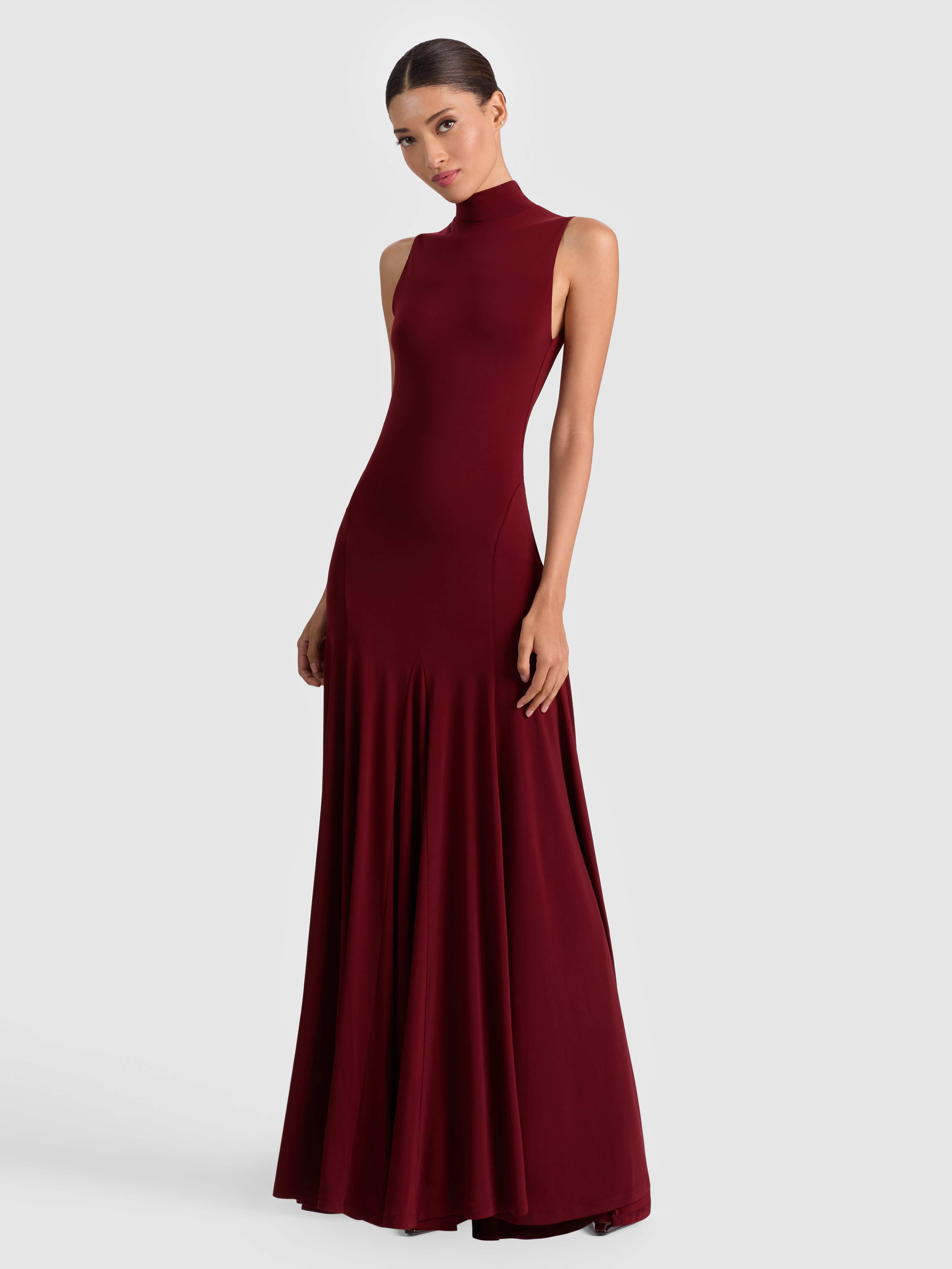 Alice And Olivia Augusta Open Back Maxi Dress In Burgundy
