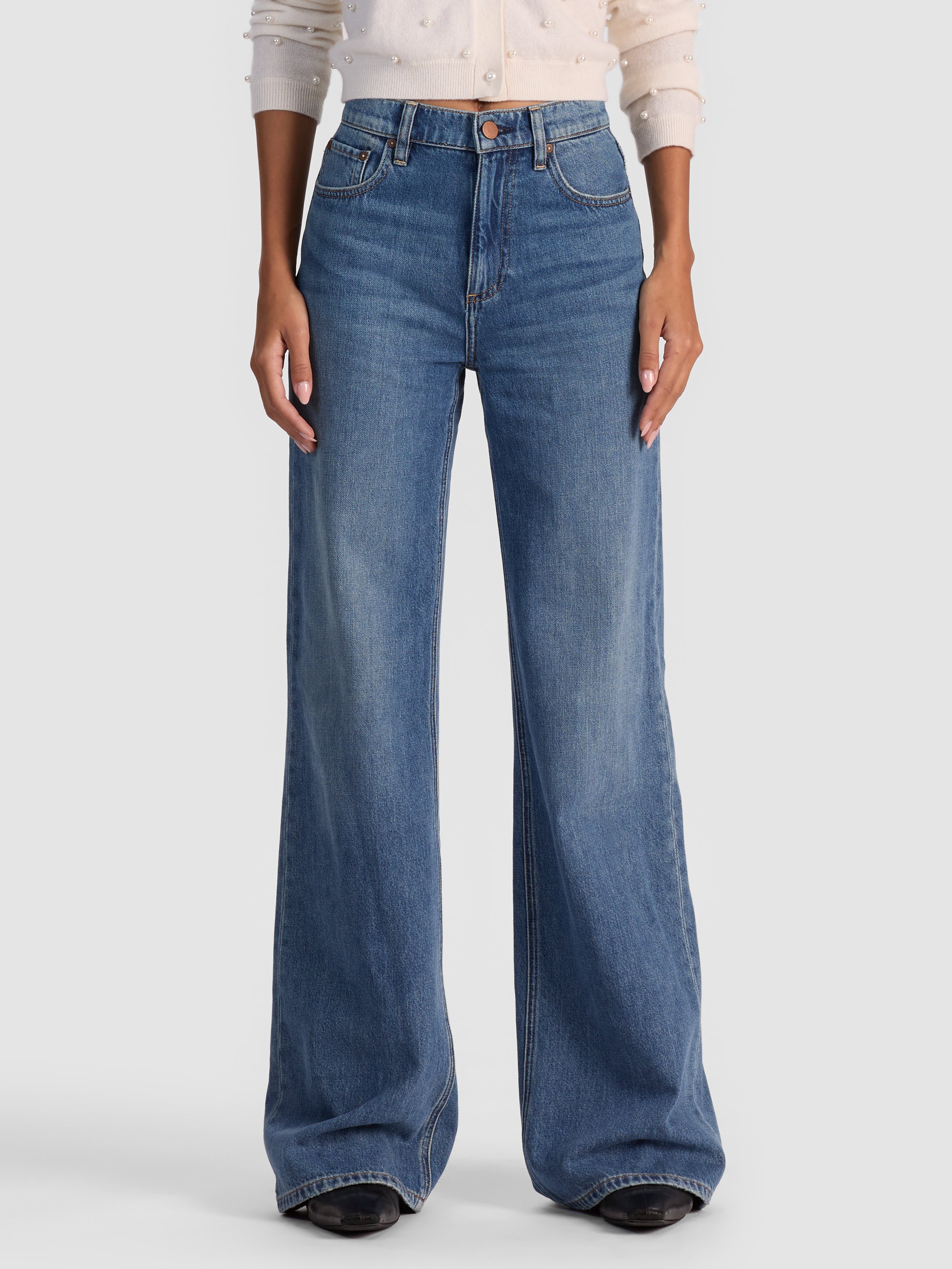 Alice And Olivia Chic Jean In Blue