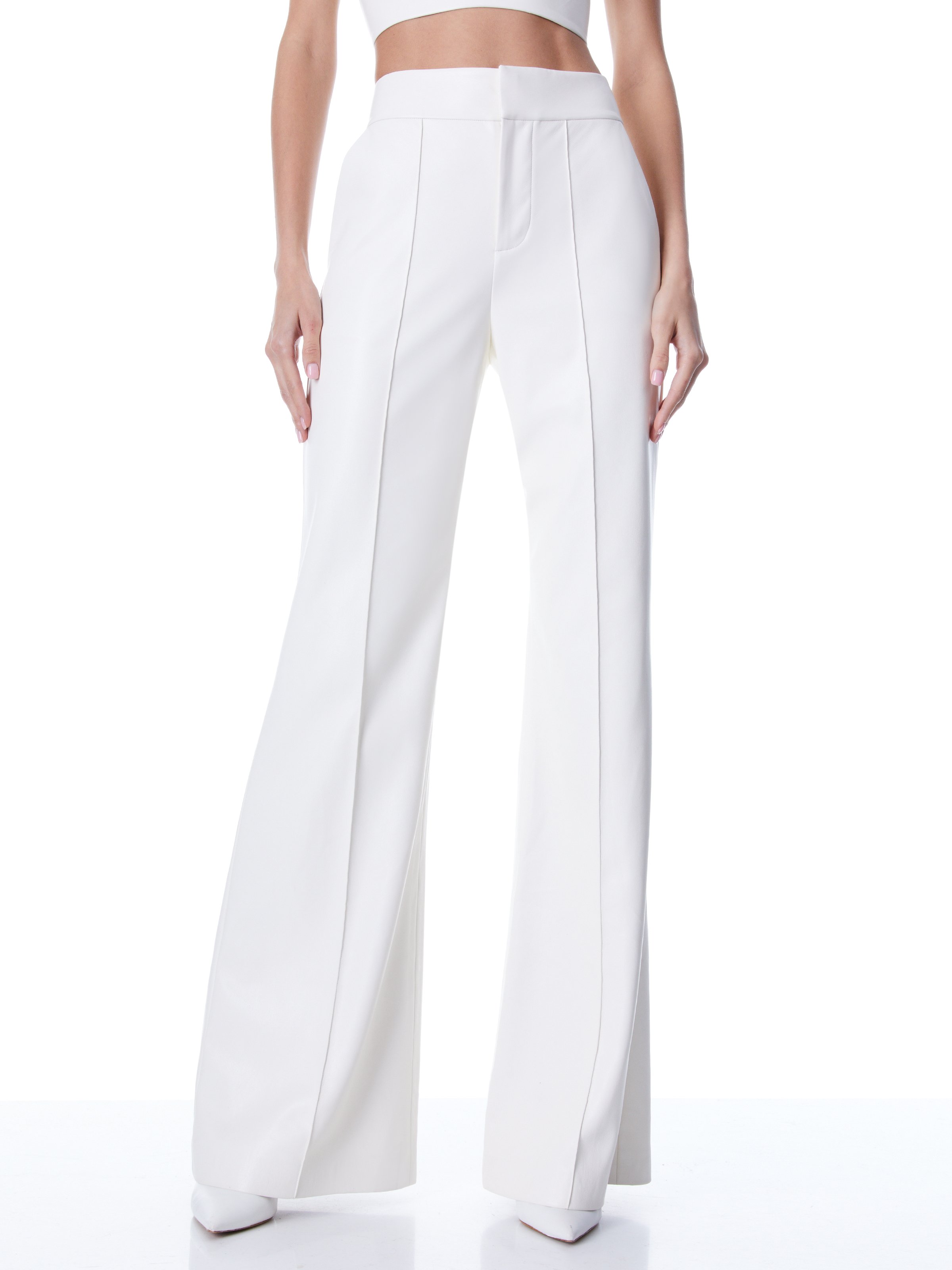 Alice And Olivia Dylan High Waist Wide Leg Pants In Ecru Vegan Leather In Ecru